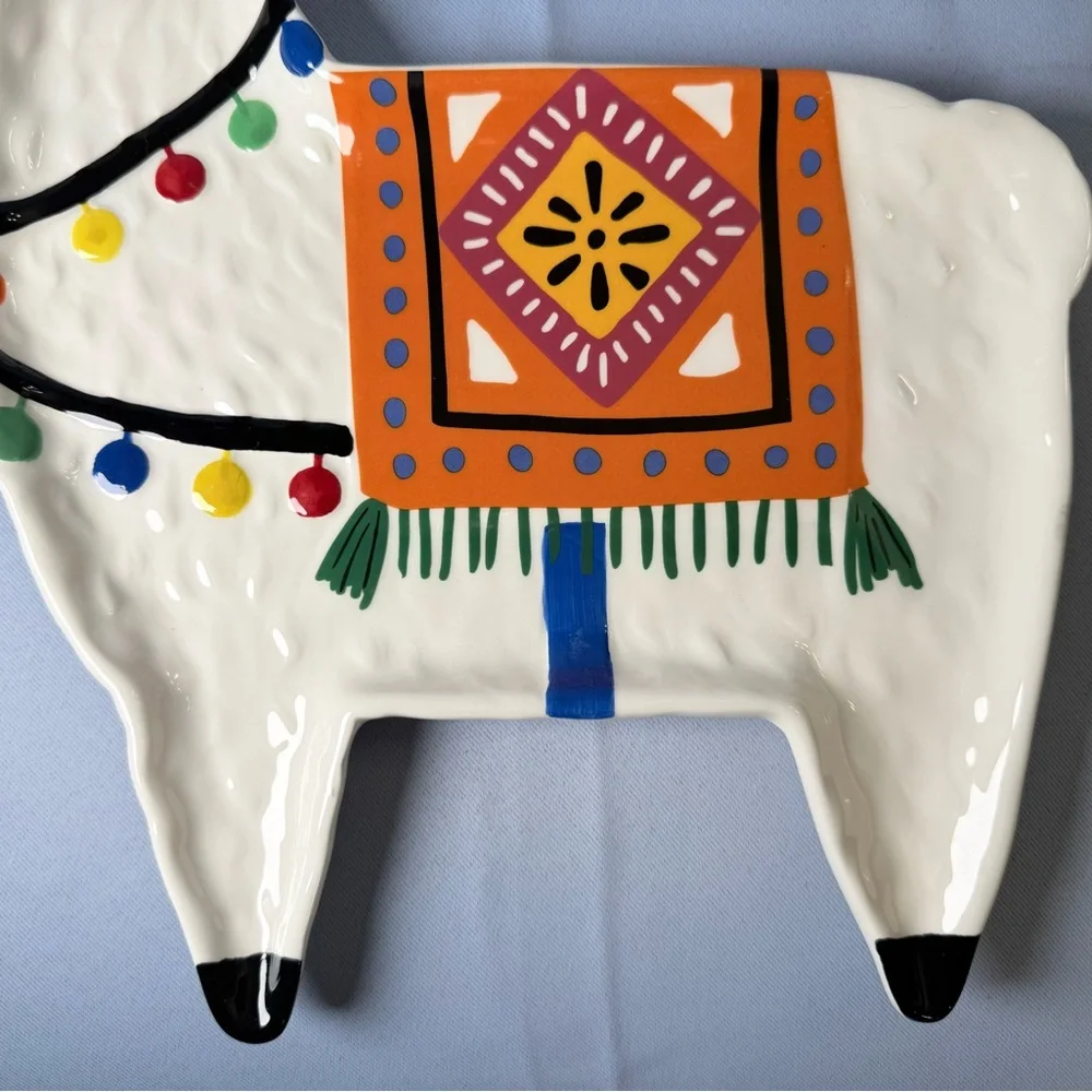 Pier 1 White Hand-Painted llama / alpaca serving plate / platter NEW